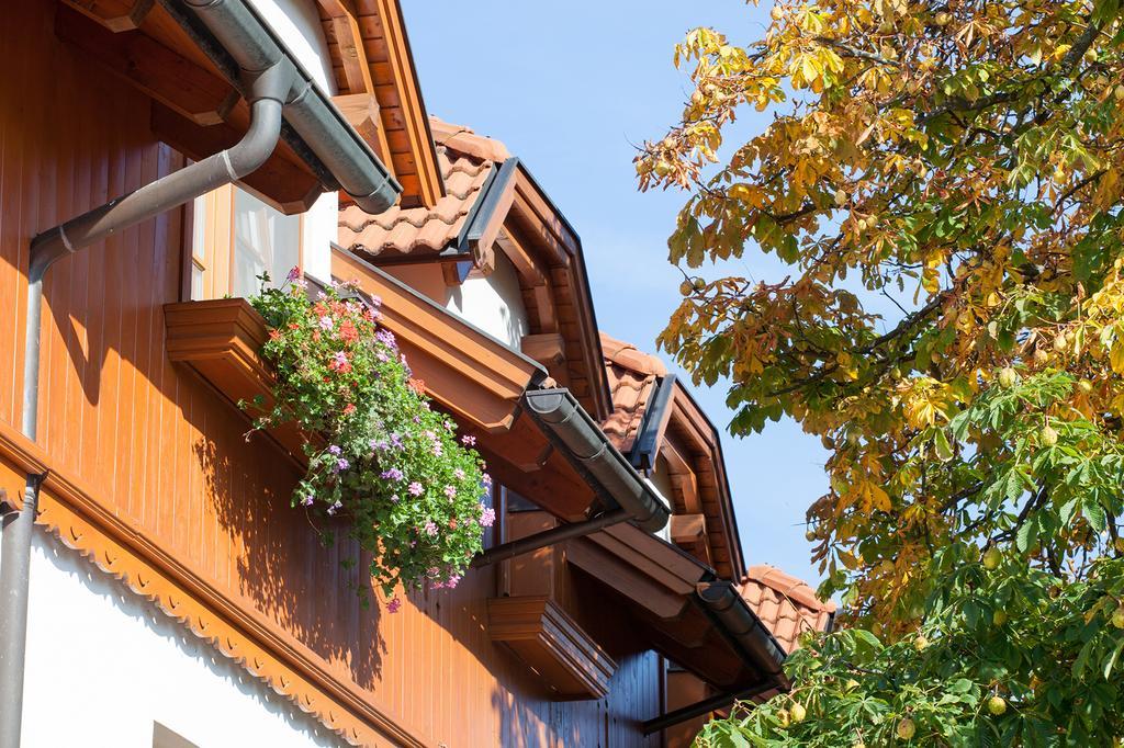 Zum Fally - Landgasthof Kirchberg am Wechsel Buitenkant foto