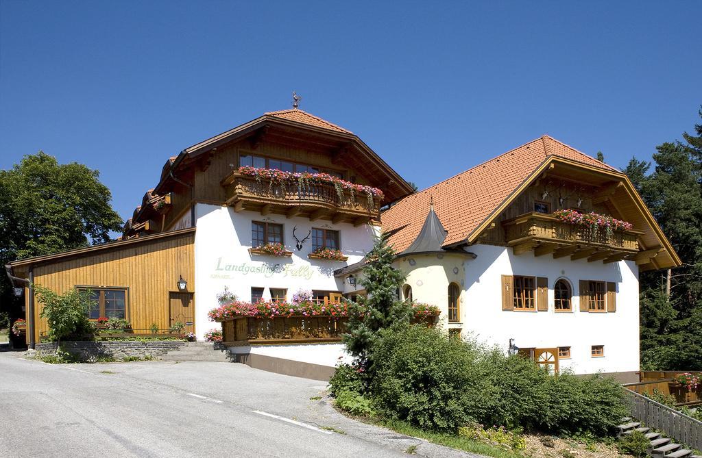 Zum Fally - Landgasthof Kirchberg am Wechsel Buitenkant foto